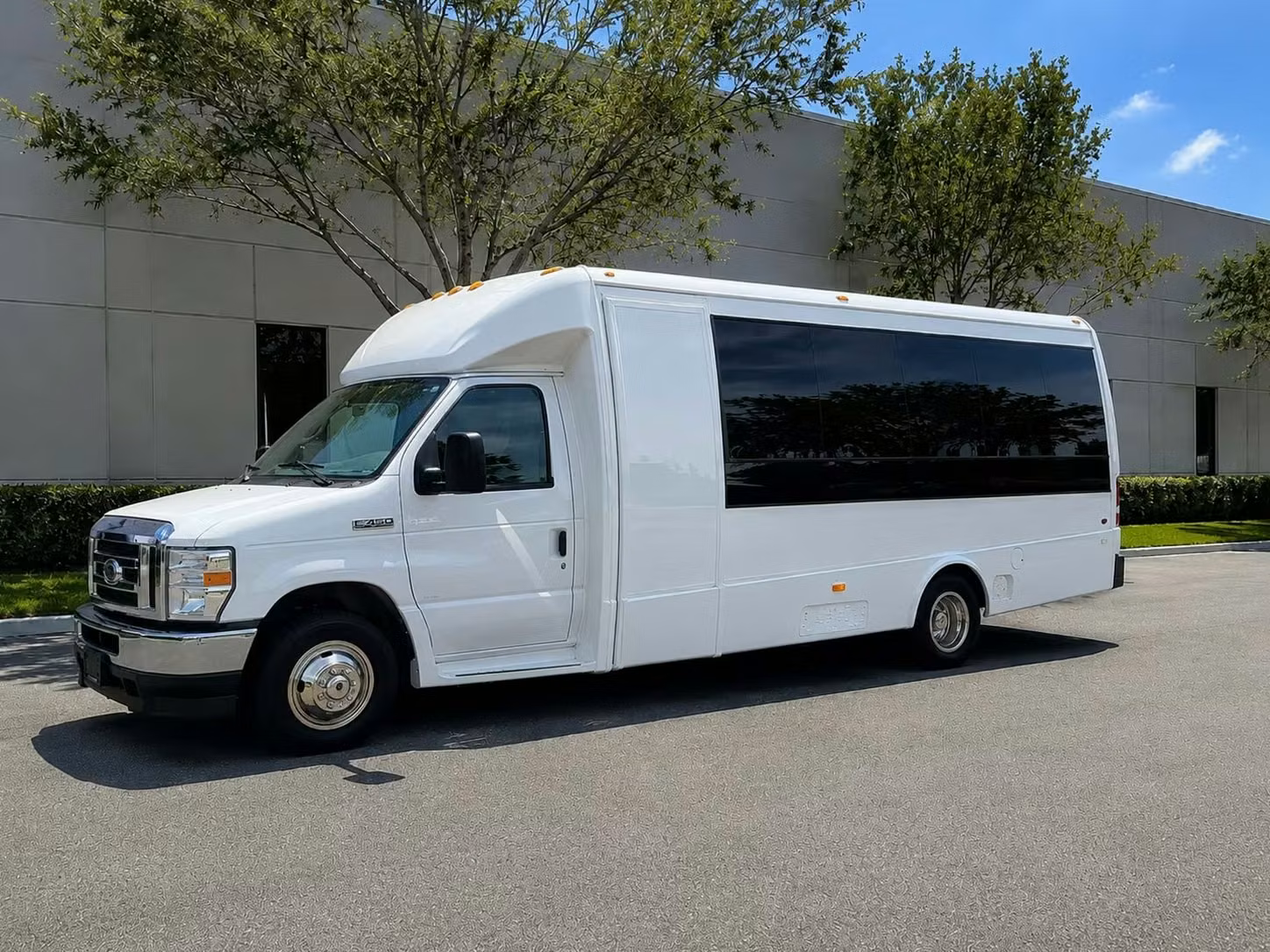 cooper city 15 passenger minibus rental
